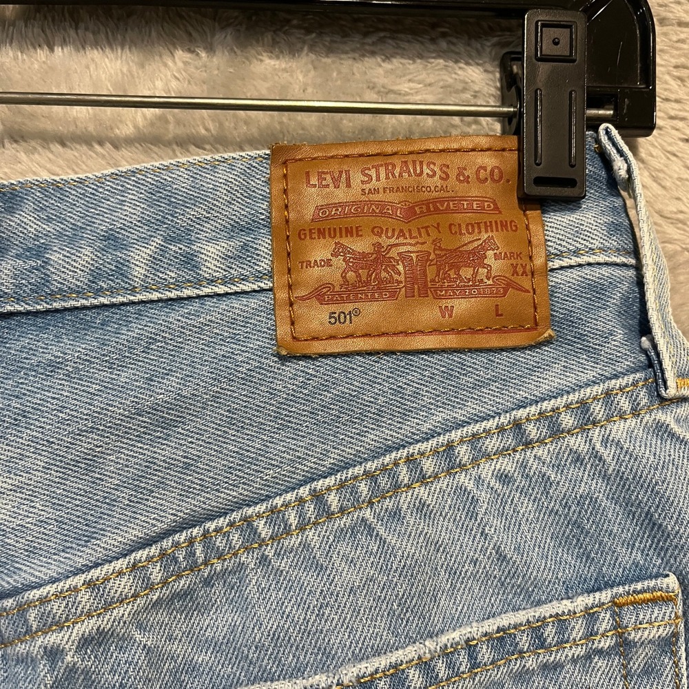 Levi's 501 Original Shorts Womens 25 Blue Denim High Waisted Distressed Cut Off - Picture 9 of 11